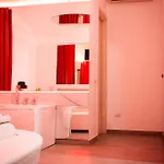 Red Light 3*